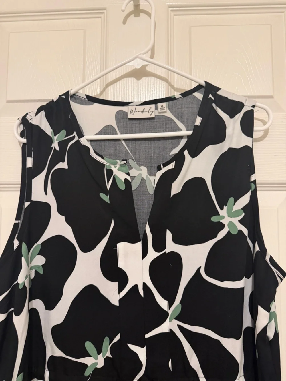 Wonderly Sleeveless Black & White Floral Maxi Dress Sz XL NWOT - Picture 2 of 4